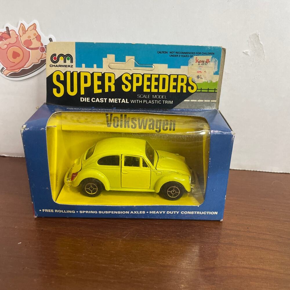 Charmerz Super Speeders Playart Volkswagen Yellow Car Die Cast w/ Plastic Trim
